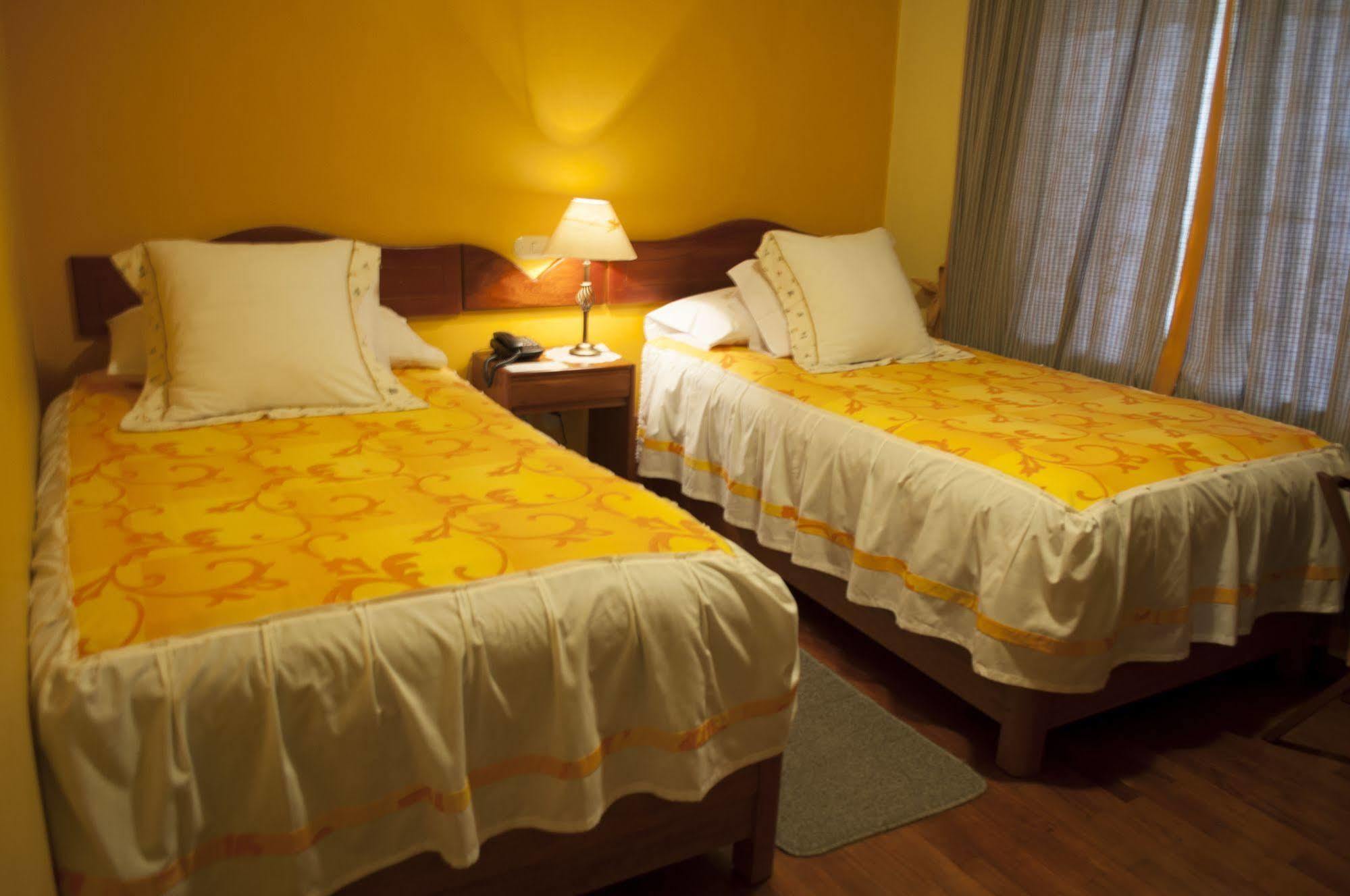Hotel Torre Dorada